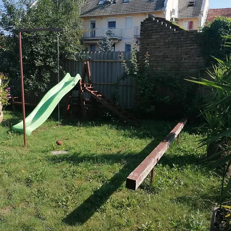 Apartment Pacsirta Apartman Szegedin