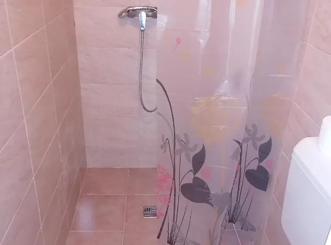 아파트 Pacsirta Apartman