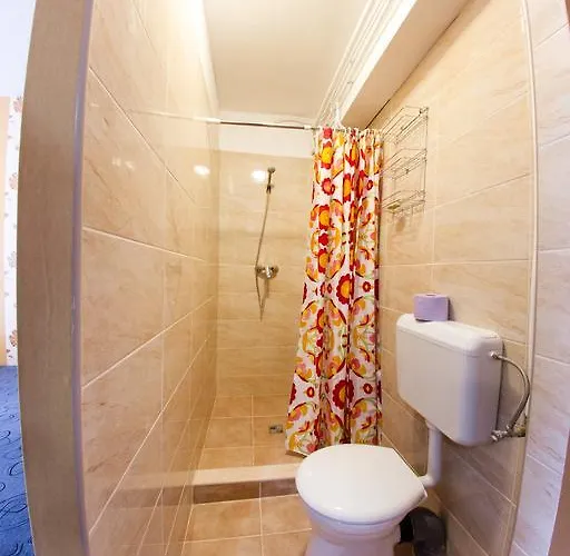 아파트 Pacsirta Apartman *